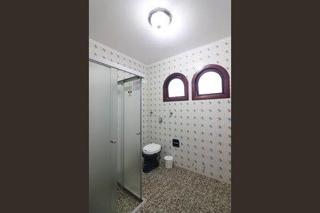 Casa para alugar com 670m², 5 quartos e 6 vagasQuarto 2 - Suíte Banheiro 