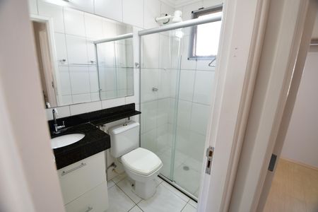 Casa de condomínio à venda com 101m², 3 quartos e 2 vagasBanheiro Social