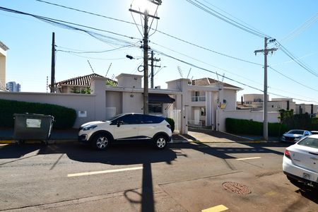 Casa de condomínio à venda com 101m², 3 quartos e 2 vagasFachado do condomínio