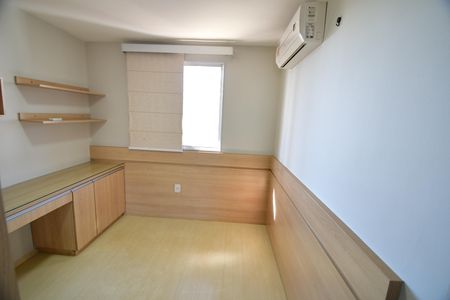 Casa de condomínio à venda com 101m², 3 quartos e 2 vagasQuarto 2