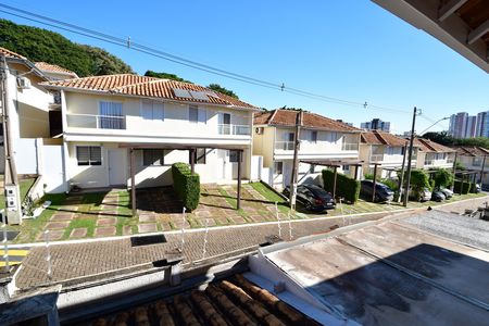 Casa de condomínio à venda com 101m², 3 quartos e 2 vagasQuarto 1 - Vista