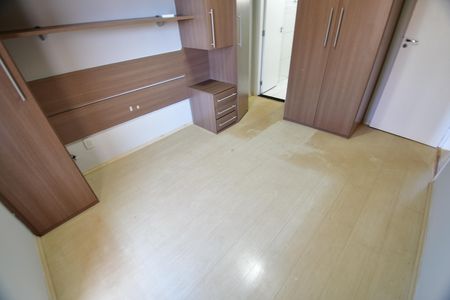 Casa de condomínio à venda com 101m², 3 quartos e 2 vagasQuarto 3 - Suíte