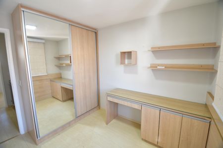 Casa de condomínio à venda com 101m², 3 quartos e 2 vagasQuarto 2