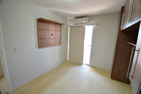 Casa de condomínio à venda com 101m², 3 quartos e 2 vagasQuarto 3 - Suíte