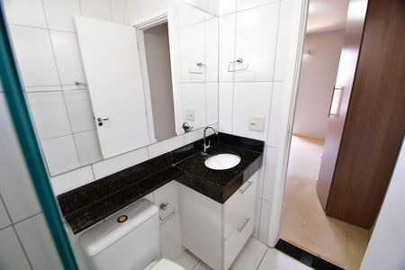 Casa de condomínio à venda com 101m², 3 quartos e 2 vagasBanheiro Suíte