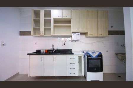 Apartamento para alugar com 42m², 2 quartos e sem vaga