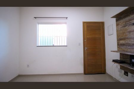 Apartamento para alugar com 42m², 2 quartos e sem vaga