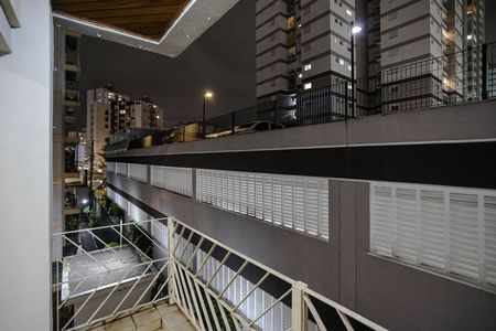 Apartamento para alugar com 64m², 2 quartos e 1 vaga Apartamento para alugar com 64m², 2 quartos e 1 vagaVista - Sacada