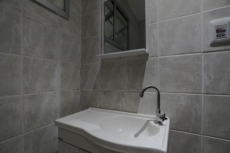 Apartamento para alugar com 64m², 2 quartos e 1 vaga Apartamento para alugar com 64m², 2 quartos e 1 vagaBanheiro
