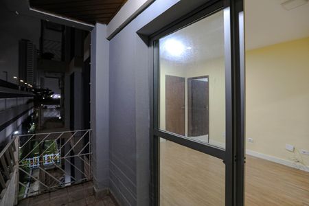 Apartamento para alugar com 64m², 2 quartos e 1 vaga Apartamento para alugar com 64m², 2 quartos e 1 vagaSacada