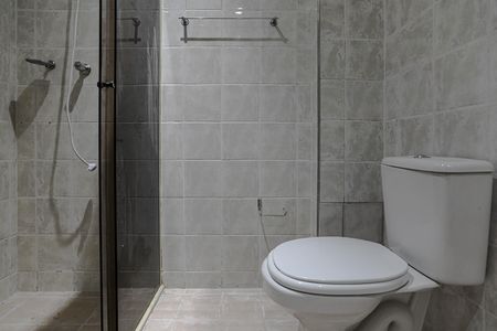 Apartamento para alugar com 64m², 2 quartos e 1 vaga Apartamento para alugar com 64m², 2 quartos e 1 vagaBanheiro