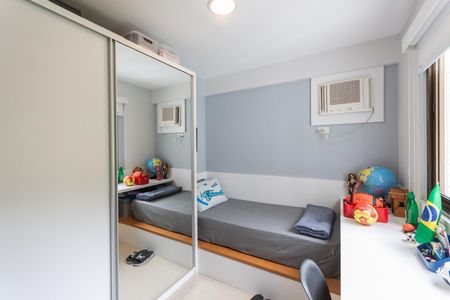 Apartamento à venda com 85m², 3 quartos e 2 vagasQuarto 1