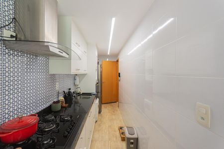 Apartamento à venda com 85m², 3 quartos e 2 vagasCozinha e Área de Serviço