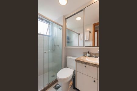 Apartamento à venda com 85m², 3 quartos e 2 vagasBanheiro social