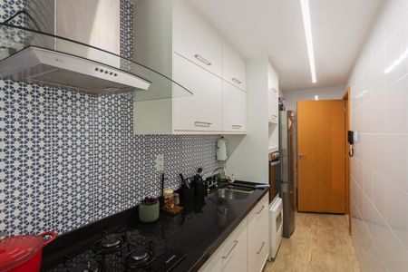 Apartamento à venda com 85m², 3 quartos e 2 vagasCozinha e Área de Serviço
