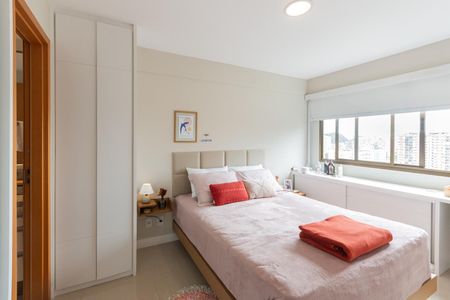 Apartamento à venda com 85m², 3 quartos e 2 vagasSuíte