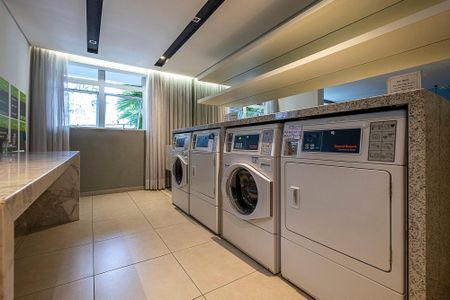 Studio à venda com 32m², 1 quarto e 1 vaga Studio à venda com 32m², 1 quarto e 1 vagaLavanderia