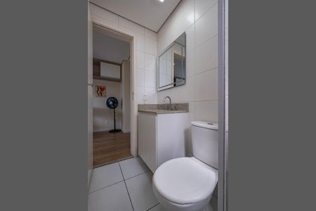 Banheiro de kitnet/studio à venda com 1 quarto, 32m² em Pinheiros, São Paulo
