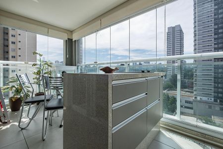 Varanda de kitnet/studio à venda com 1 quarto, 32m² em Pinheiros, São Paulo