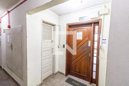 Apartamento para alugar com 75m², 2 quartos e 1 vaga Apartamento para alugar com 75m², 2 quartos e 1 vagaSaída