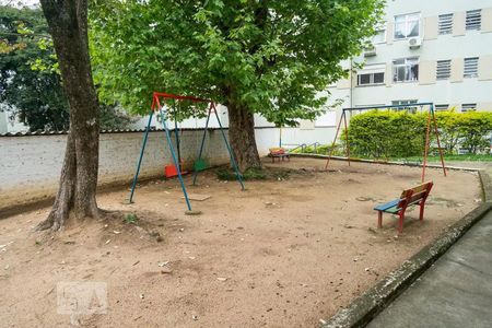 Apartamento para alugar com 75m², 2 quartos e 1 vaga Apartamento para alugar com 75m², 2 quartos e 1 vagaPlayground