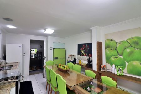 Apartamento à venda com 192m², 3 quartos e 2 vagasCozinha 