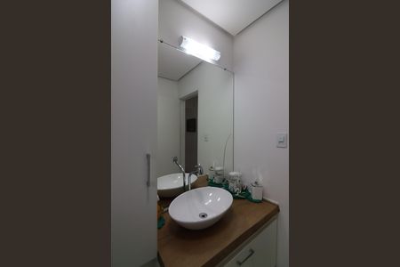 Apartamento à venda com 192m², 3 quartos e 2 vagasBanheiro Social