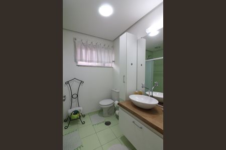 Apartamento à venda com 192m², 3 quartos e 2 vagasBanheiro Social