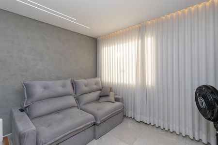 Apartamento à venda com 56m², 2 quartos e 1 vaga Apartamento à venda com 56m², 2 quartos e 1 vagaSala