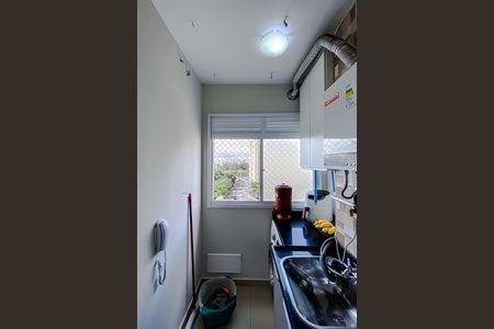 Apartamento para alugar com 44m², 2 quartos e sem vaga Apartamento para alugar com 44m², 2 quartos e sem vagaCozinha e Área de Serviço