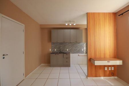 Sala de apartamento para alugar com 2 quartos, 43m² em (o-16), Ribeirão Preto