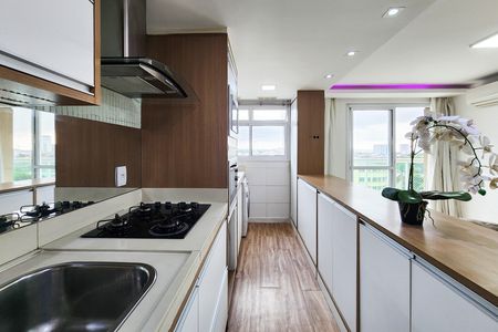 Apartamento à venda com 143m², 3 quartos e 2 vagas Apartamento à venda com 143m², 3 quartos e 2 vagasCozinha