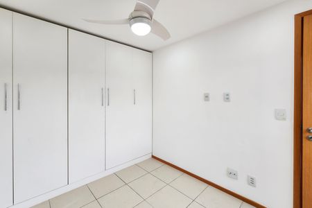 Apartamento à venda com 143m², 3 quartos e 2 vagas Apartamento à venda com 143m², 3 quartos e 2 vagasSuíte 2