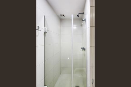 Apartamento à venda com 143m², 3 quartos e 2 vagas Apartamento à venda com 143m², 3 quartos e 2 vagasBanheiro Social