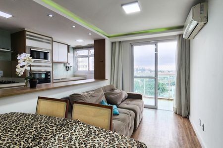 Sala  de apartamento à venda com 3 quartos, 143m² em Praça da Bandeira, Rio de Janeiro