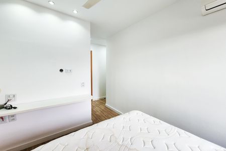 Apartamento à venda com 143m², 3 quartos e 2 vagas Apartamento à venda com 143m², 3 quartos e 2 vagasSuíte 1