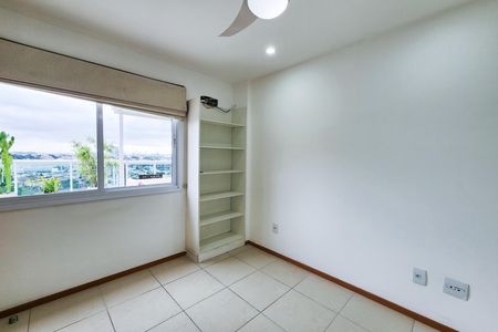 Apartamento à venda com 143m², 3 quartos e 2 vagas Apartamento à venda com 143m², 3 quartos e 2 vagasSuíte 2