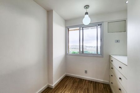 Apartamento à venda com 143m², 3 quartos e 2 vagas Apartamento à venda com 143m², 3 quartos e 2 vagasQuarto