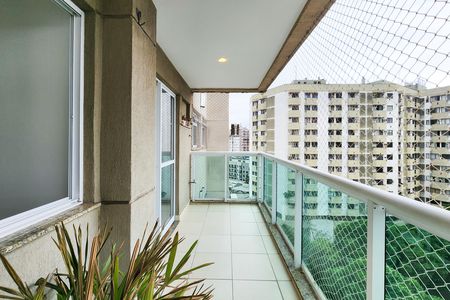 Varanda  de apartamento à venda com 3 quartos, 143m² em Praça da Bandeira, Rio de Janeiro