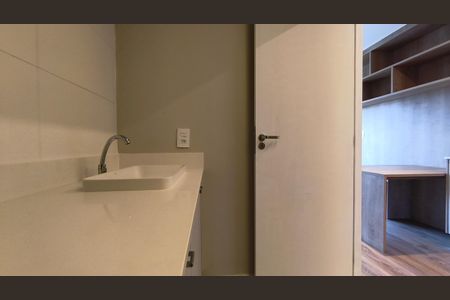 Studio à venda com 28m², 1 quarto e sem vaga Studio à venda com 28m², 1 quarto e sem vagaBanheiro