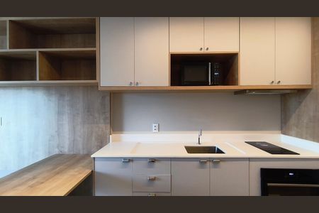 Studio à venda com 28m², 1 quarto e sem vaga Studio à venda com 28m², 1 quarto e sem vagaCozinha
