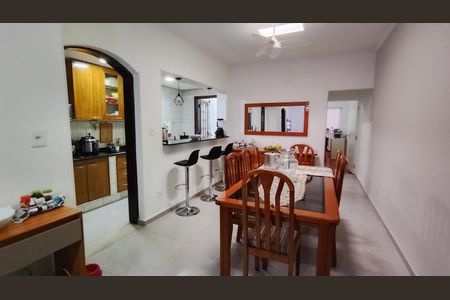 Casa para alugar com 131m², 4 quartos e 1 vaga Casa para alugar com 131m², 4 quartos e 1 vagaSala de jantar