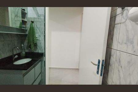 Casa para alugar com 131m², 4 quartos e 1 vaga Casa para alugar com 131m², 4 quartos e 1 vagaBanheiro 1