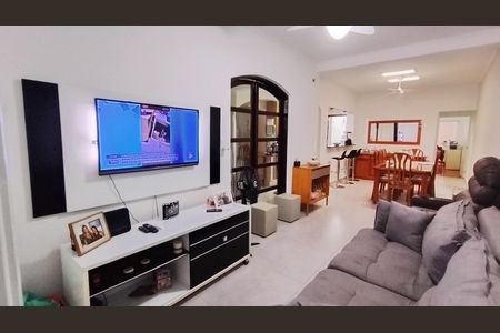 Casa para alugar com 131m², 4 quartos e 1 vaga Casa para alugar com 131m², 4 quartos e 1 vagaSala de estar