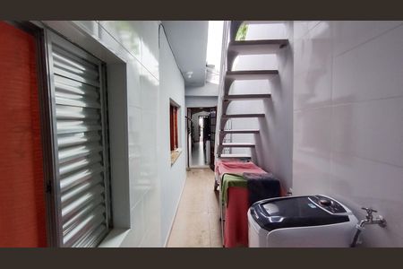 Casa para alugar com 131m², 4 quartos e 1 vaga Casa para alugar com 131m², 4 quartos e 1 vagaÁrea de Serviço