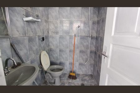 Casa para alugar com 131m², 4 quartos e 1 vaga Casa para alugar com 131m², 4 quartos e 1 vagaBanheiro 2