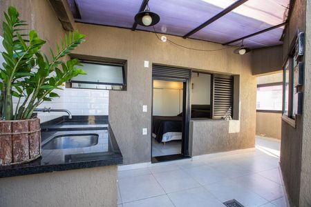 Apartamento para alugar com 82m², 1 quarto e sem vagaÁrea externa