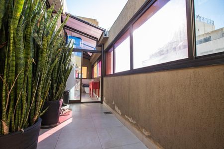 Apartamento para alugar com 82m², 1 quarto e sem vagaÁrea externa