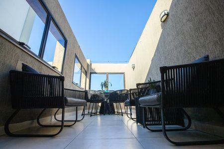 Apartamento para alugar com 82m², 1 quarto e sem vagaÁrea externa