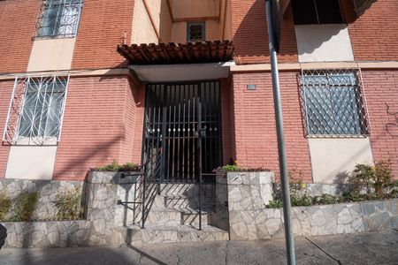 Apartamento para alugar com 53m², 2 quartos e 1 vaga Apartamento para alugar com 53m², 2 quartos e 1 vagaFachada